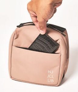 ナノ・ユニバース／NJ/CLUB キャリーストックキット&バッグ ストレージボックス　＜売れてるワケ！②＞小物が収まるポケットも便利