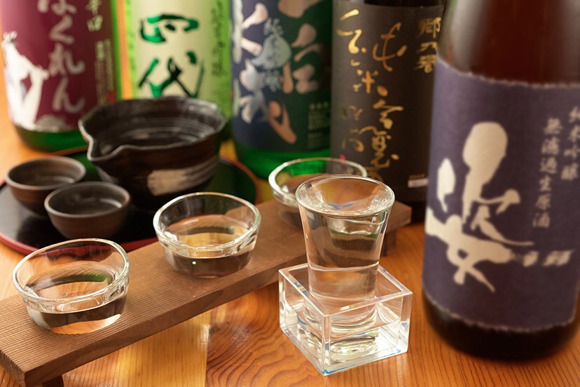 秋の空の下、うまいそばをたぐり、うまい日本酒を飲む、大人の贅沢イベントが開催されます！