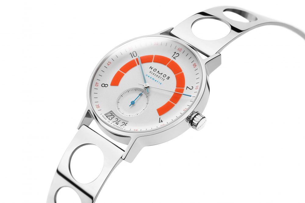 ドイツの機械式腕時計・ノモス グラスヒュッテがスポーツモデルの限定エディションを発売！