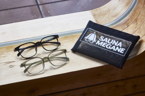 メガネ・サングラスの製造販売を手掛けるOWNDAYSは、熱に強くひび割れが起こりにくい「サウナメガネ」をローンチ。2022年12月9日（金）より、OWNDAYS特定取扱店舗ならびにオンラインストアにて販売を開始した。