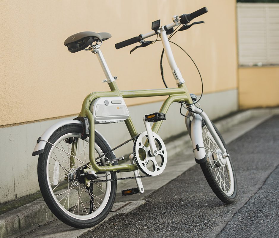 他人とかぶらない!?」電動アシスト自転車“COOZY”は個性的なデザインと